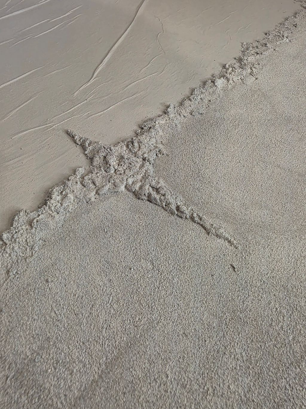 FAULT LINE 1000mm x 1000mm 001